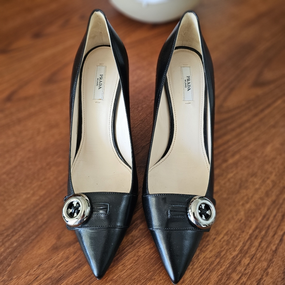 PRADA Black Leather Button Heels Point Toe Sz 40.5 - Picture 16 of 16
